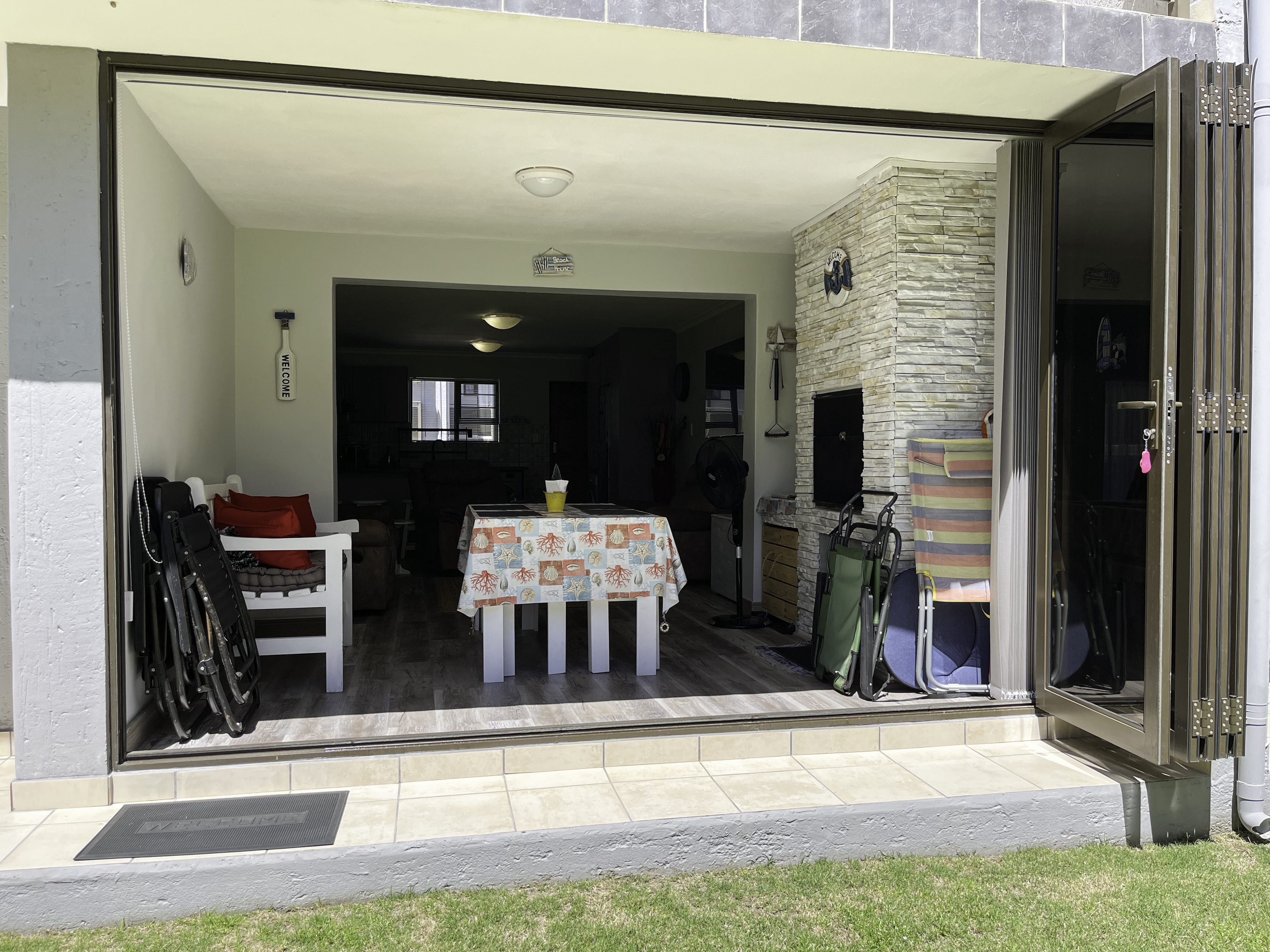 2 Bedroom Property for Sale in Hartenbos Central Western Cape